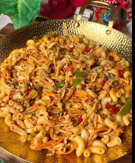 Easy Spicy Chicken Macaroni Recipe – Flavorful One-Pot Dinner