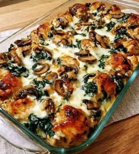 Chicken Spinach & Mushroom Low-Carb Bake