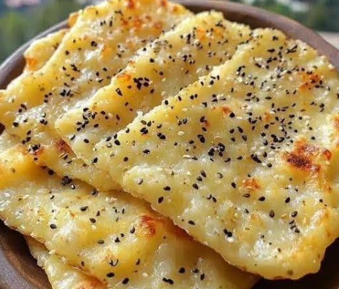 Keto Cottage Cheese Flatbread